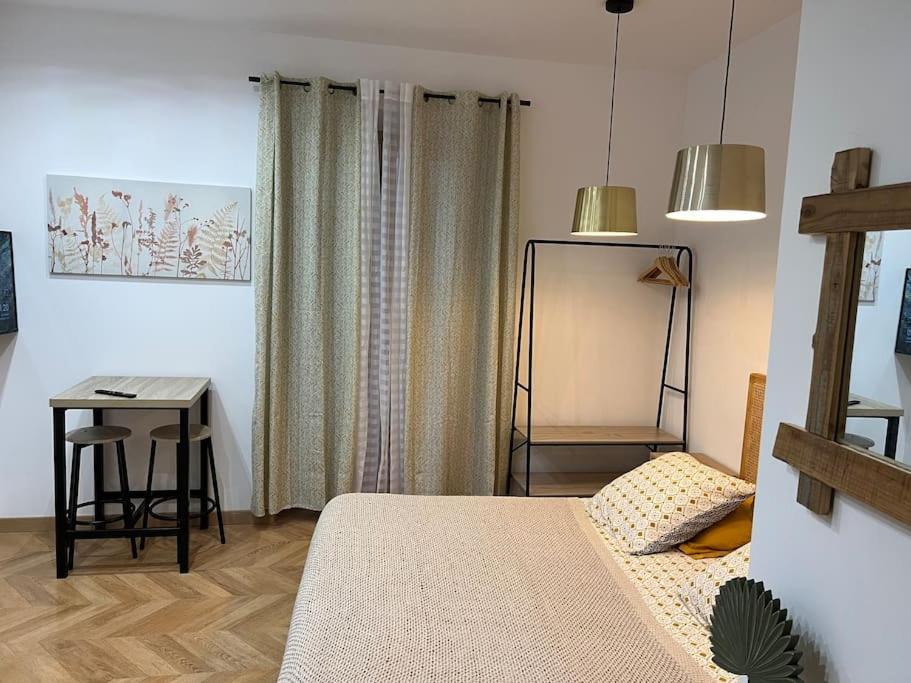 Appartement 4M Studio à Jouques Extérieur photo
